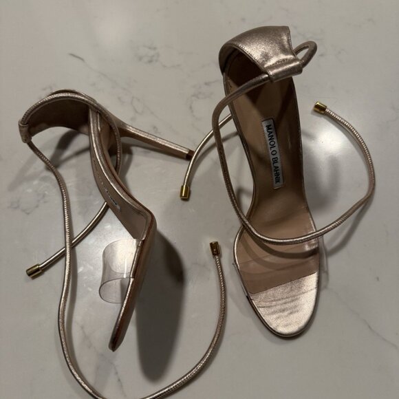 Manolo Blahnik Women’s Estro Leather & PVC Ankle-Tie Sandals in Rose Gold - Picture 2 of 7